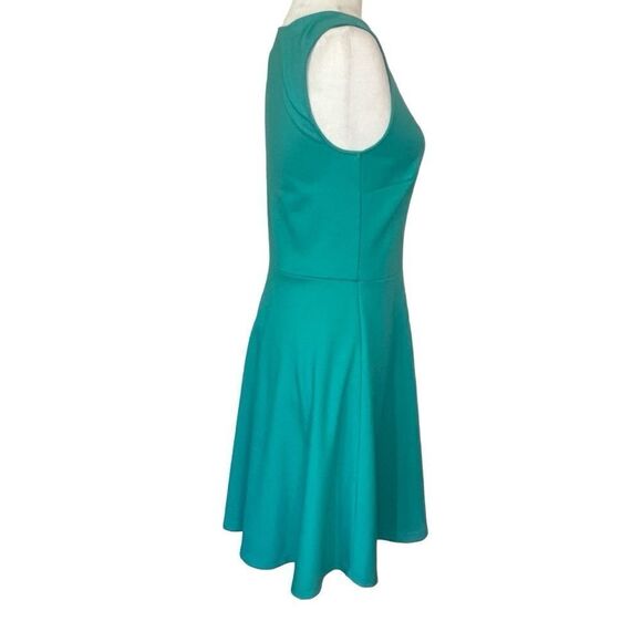 The Limited Green Sleeveless Dress. Size Small. Great Condition!! - Picture 5 of 12